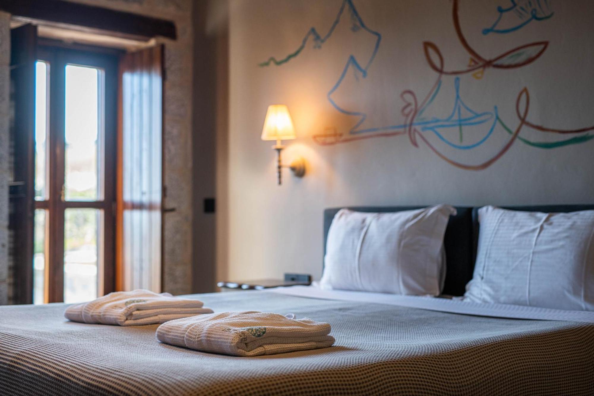 Petra & Fos Boutique Hotel & Spa Oitilon Ngoại thất bức ảnh